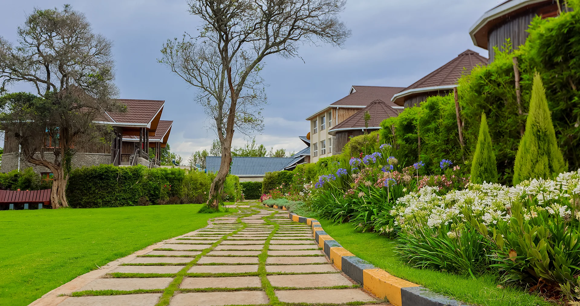 Aberdare Prestige Royal Cottages — image 2
