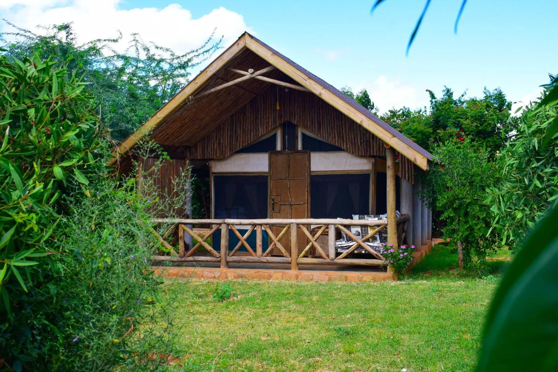 Boma Simba Safari Lodge — image 2