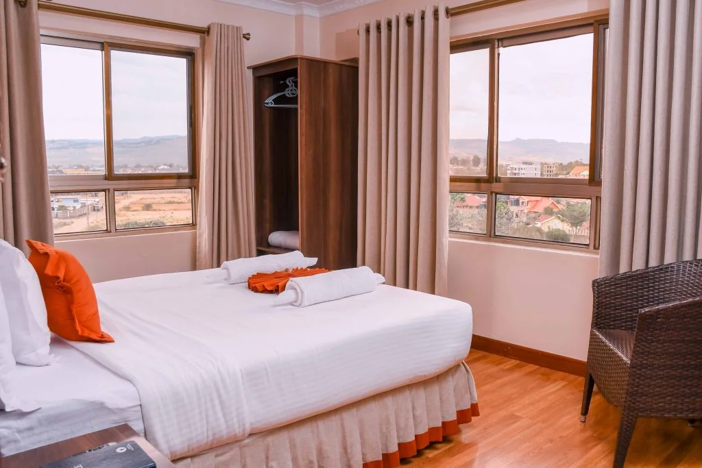 Buraha Zenoni Hotel — Lake Nakuru National Park