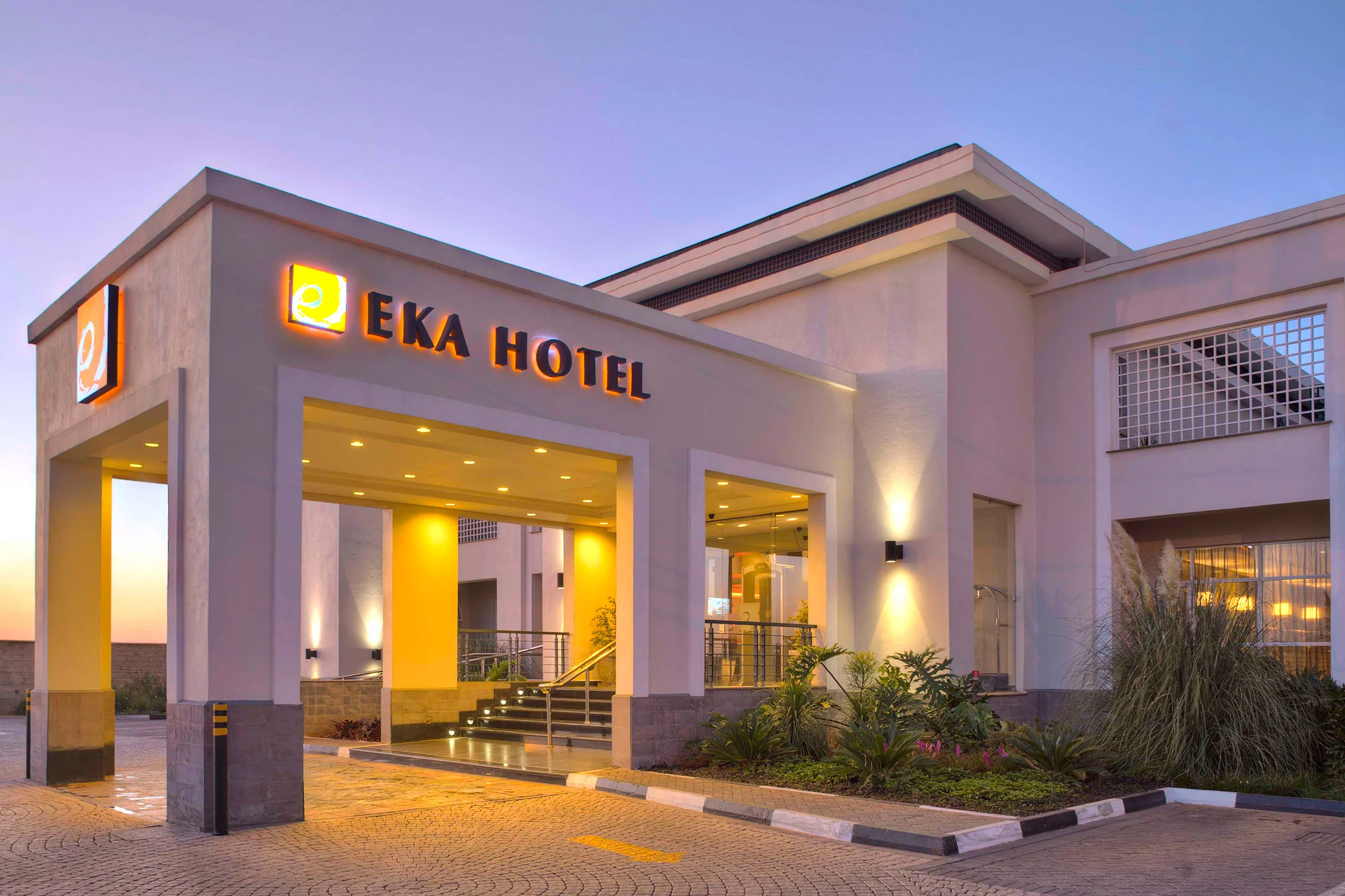 Eka Hotel — image 2