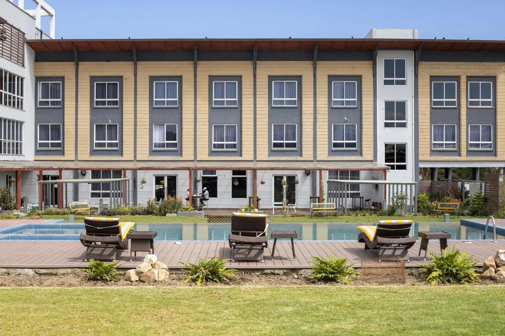 Eseriani Resort — image 3