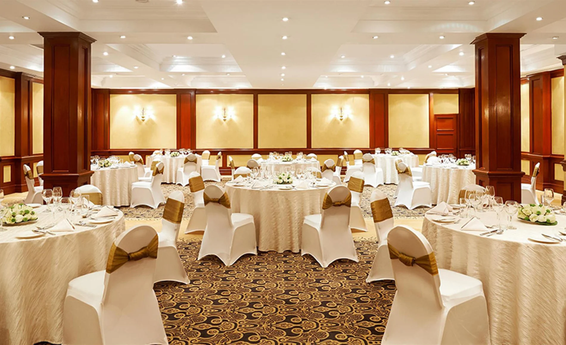 Fairmont The Norfolk — image 3