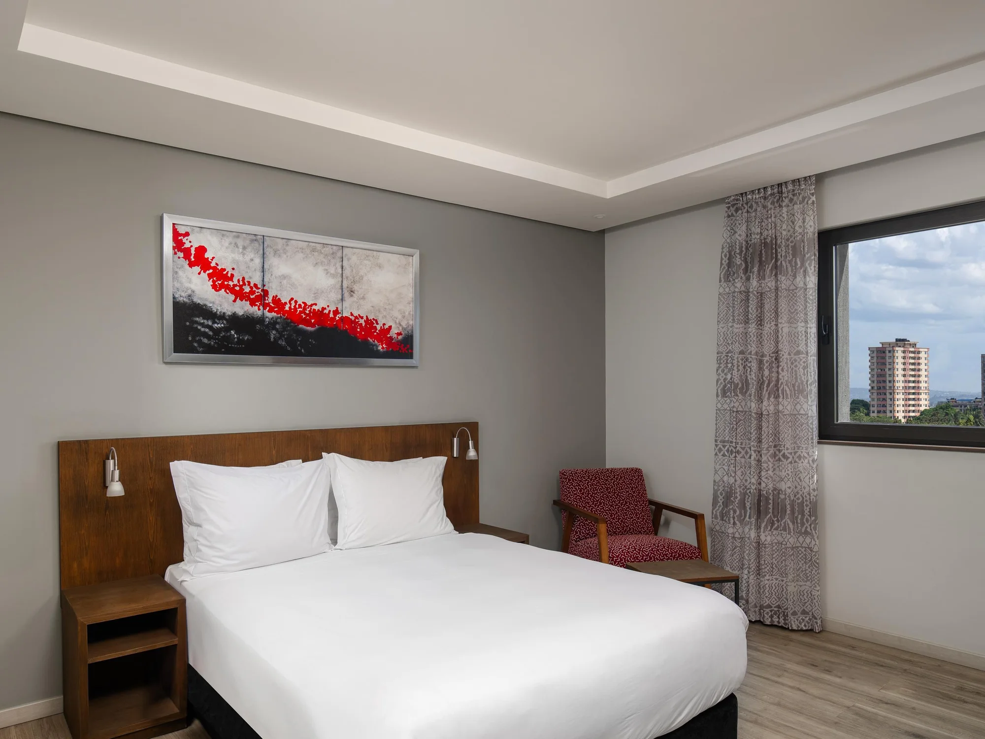 Harbour View Suites — image 3