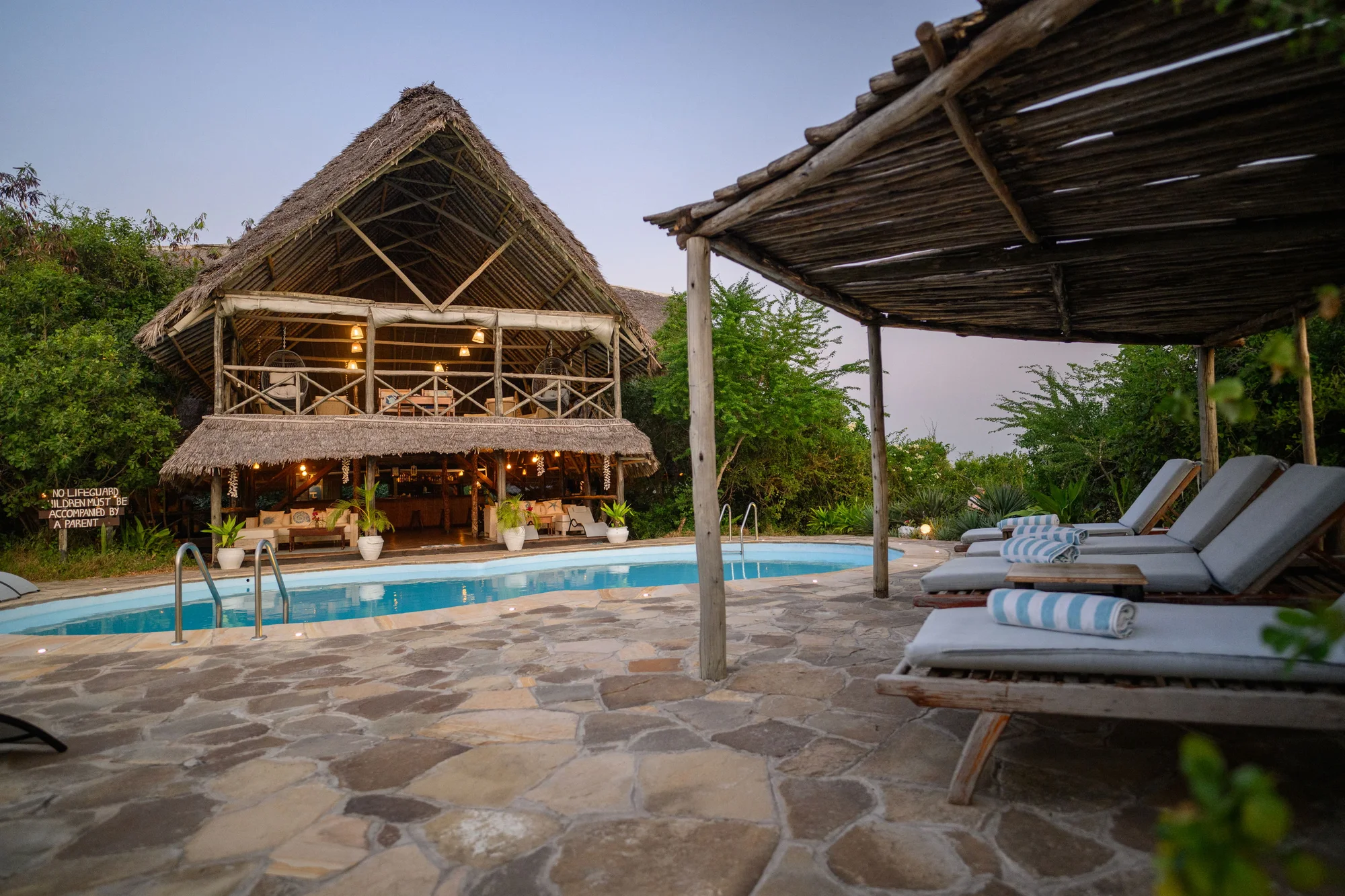 Lazy Lagoon Island Lodge — image 3