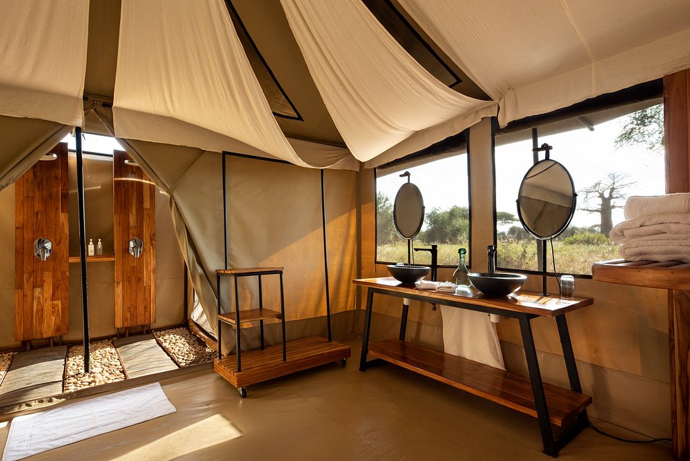 Lolkisale Bush Camp — image 2