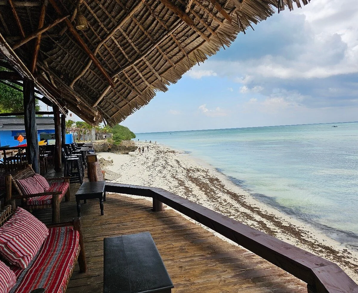 Mnarani Beach Cottages — image 4