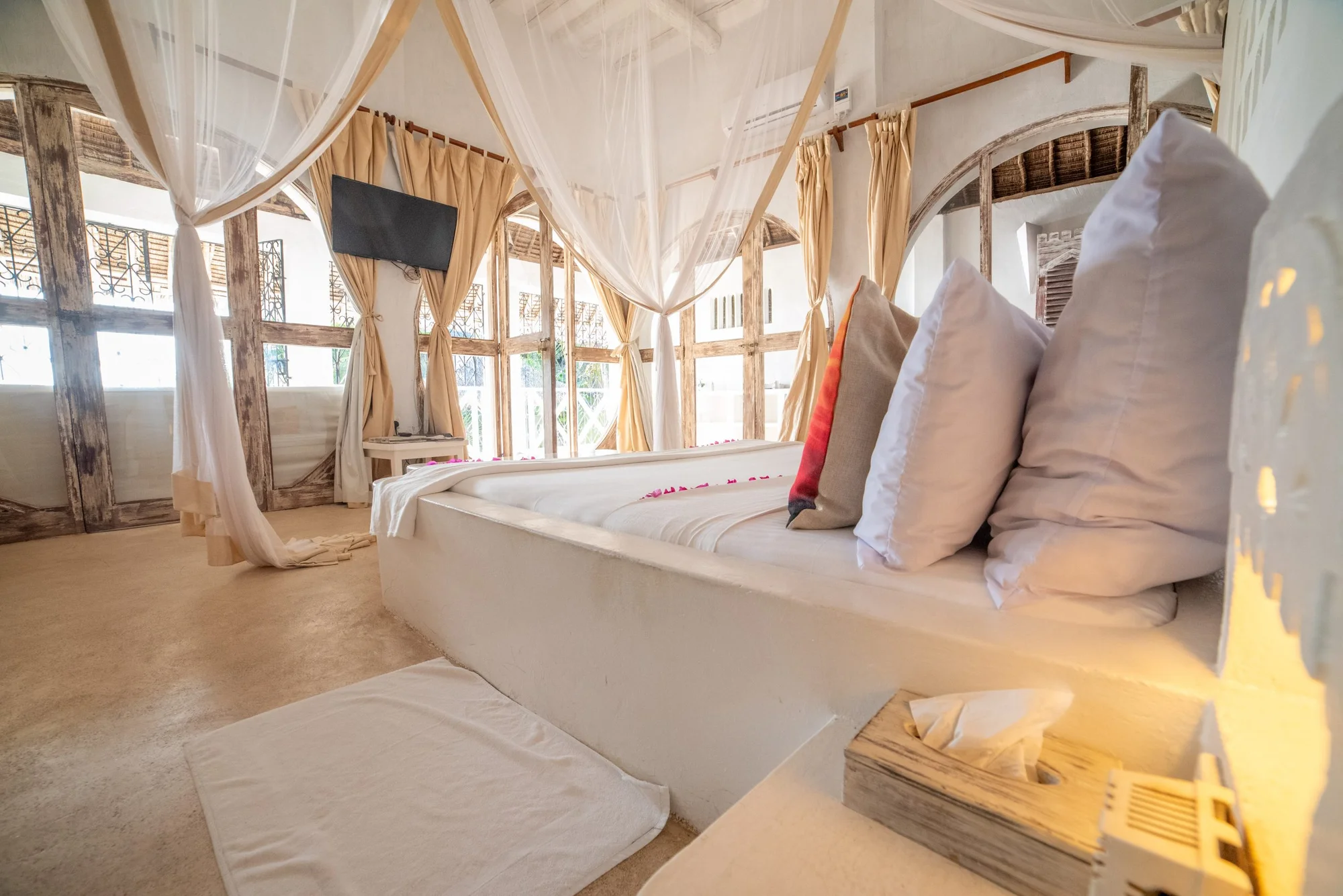 Msambweni Beach House & Villas — image 4