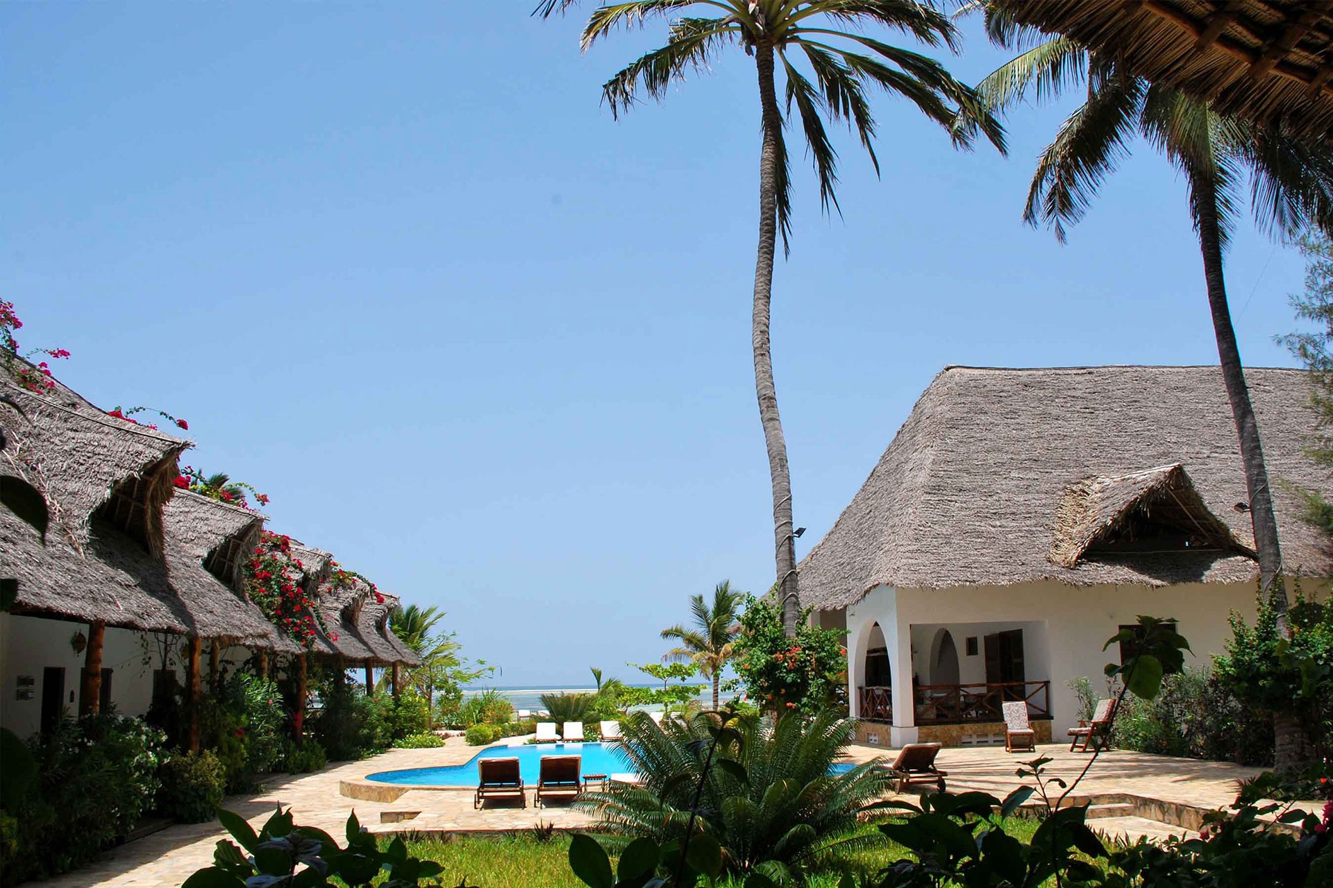 Next Paradise Boutique Resort — image 4