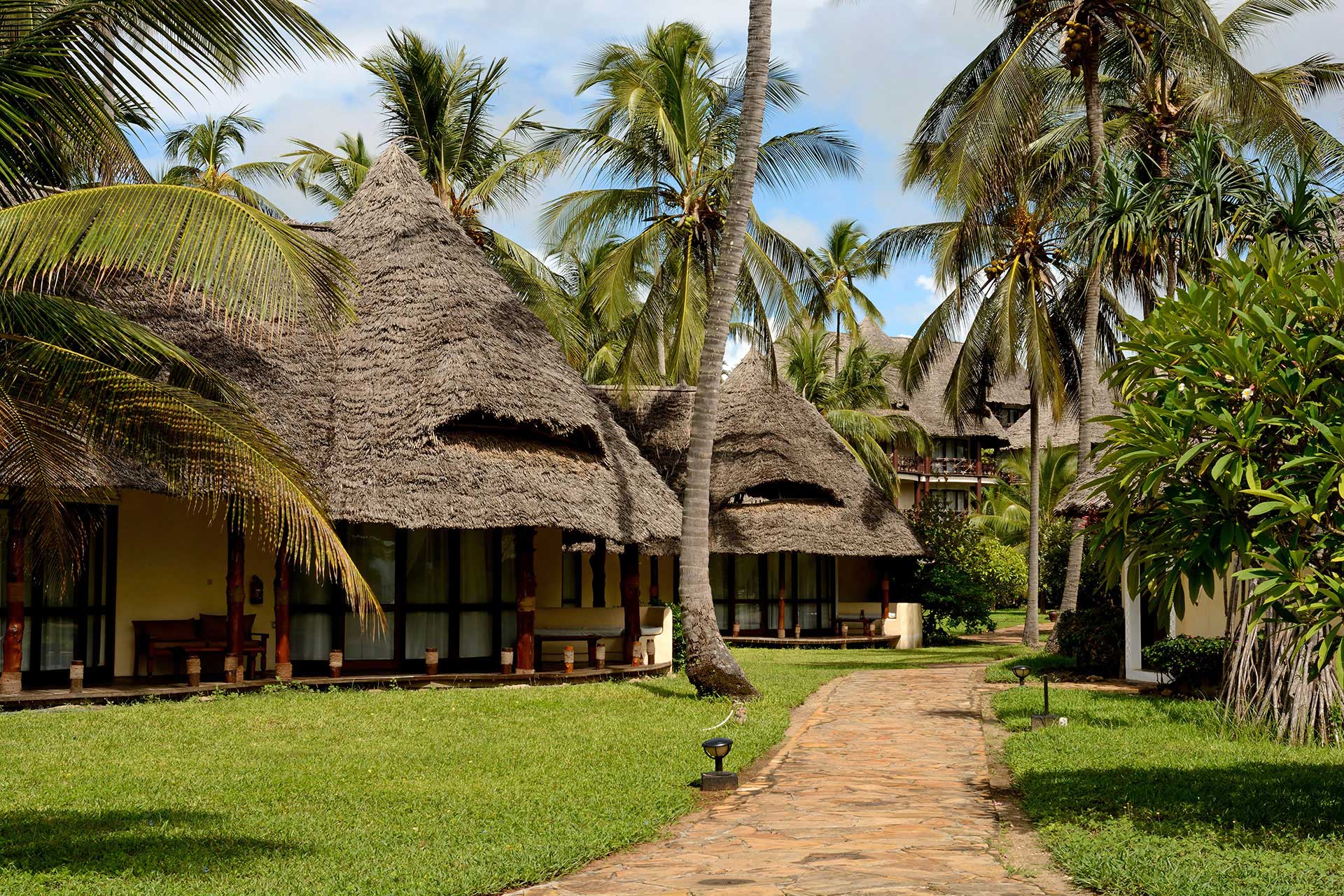 Ocean Paradise Resort & Spa — image 2