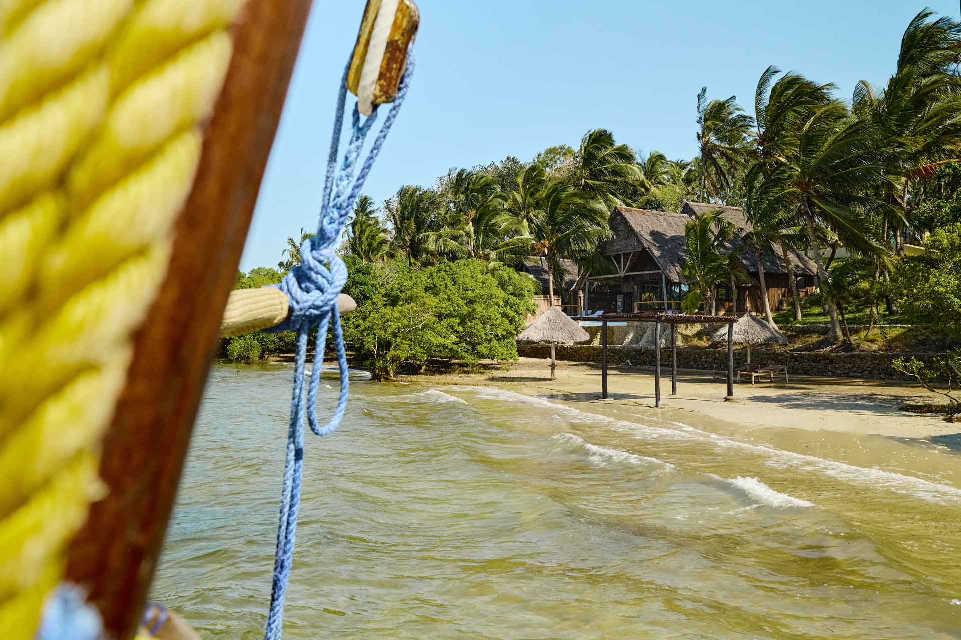 Pole Pole Bungalow Resort — image 2