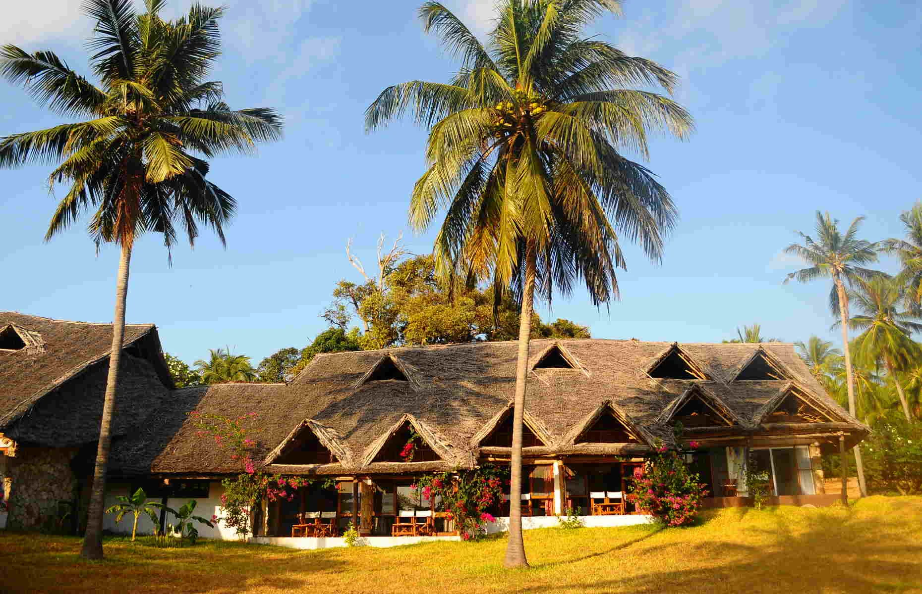 Ras Mbisi Lodge — image 3