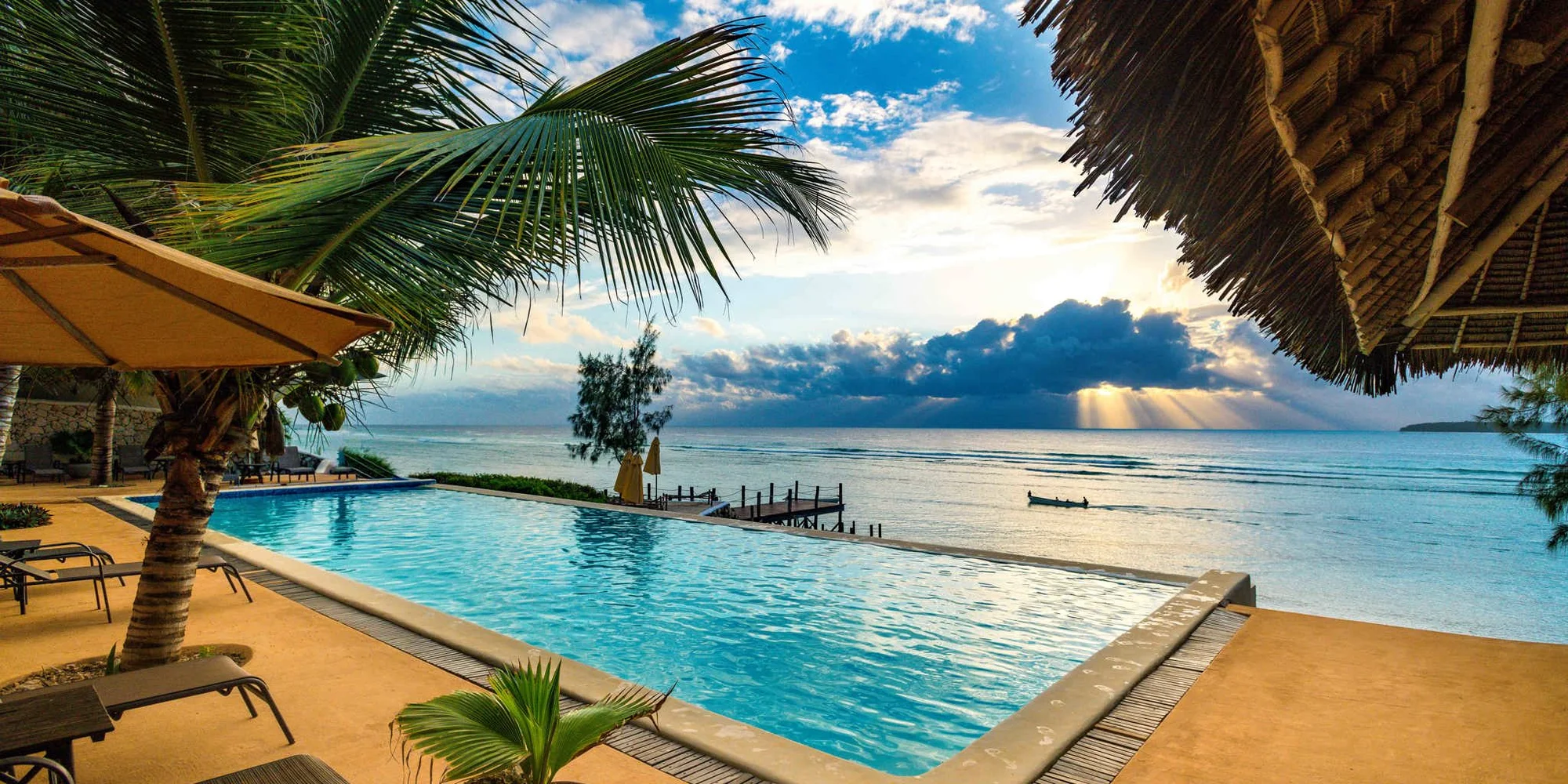 Sunshine Marine Lodge — image 3