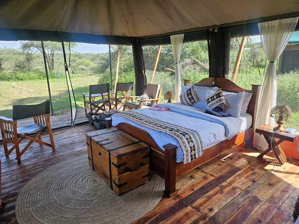 Untamed Migration Camp Kogatende — Serengeti National Park