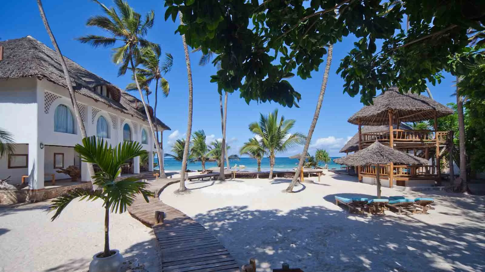 Waterlovers Beach Resort — image 3