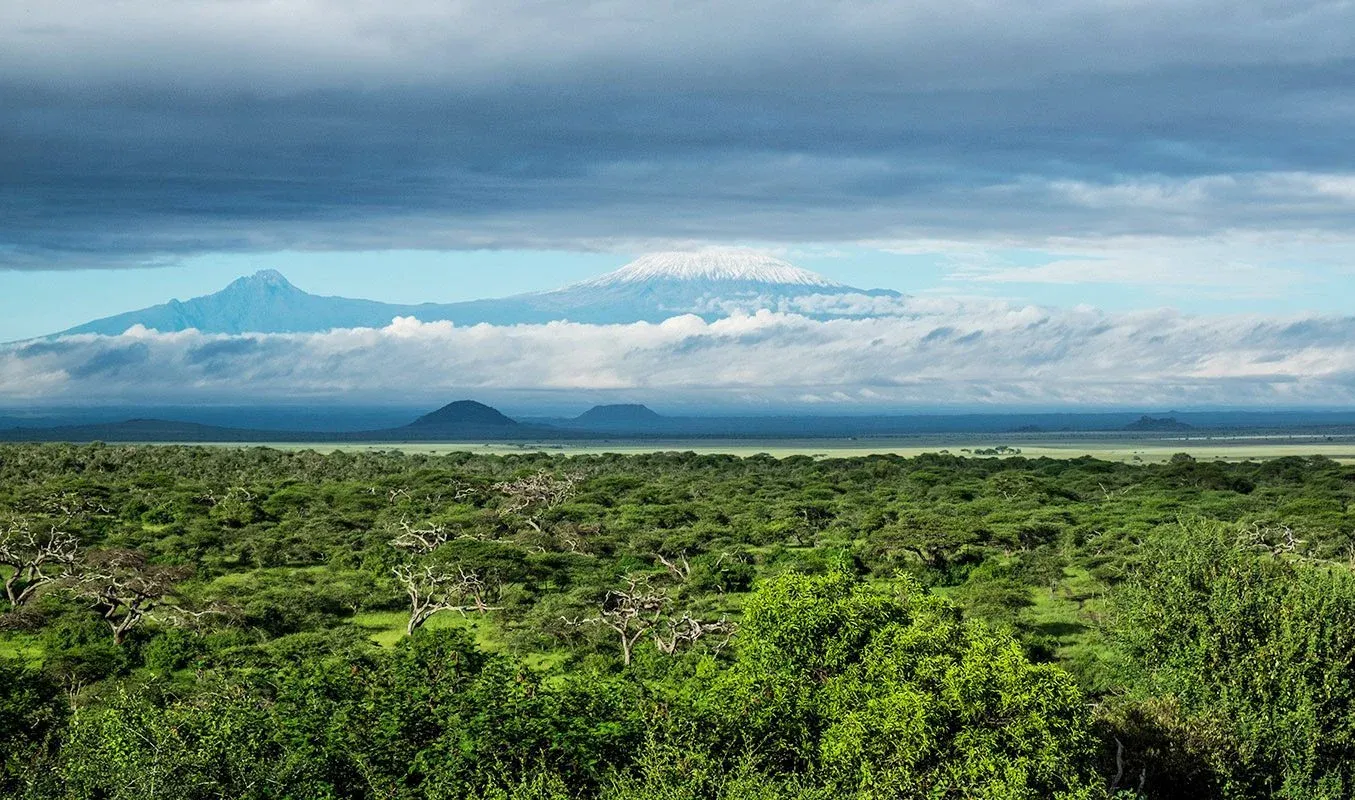 Safari grandiose de 9 jours dans les Chyulu Hills — séjour prolongé au ol Donyo Lodge