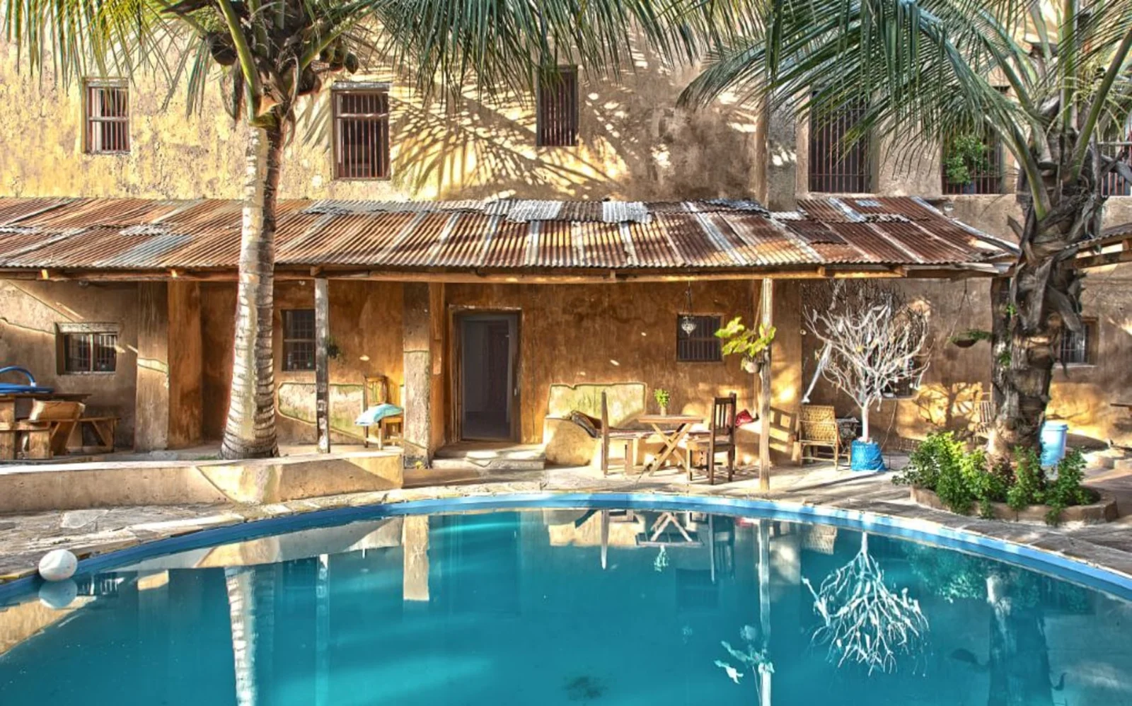 Garten des Firefly Bagamoyo