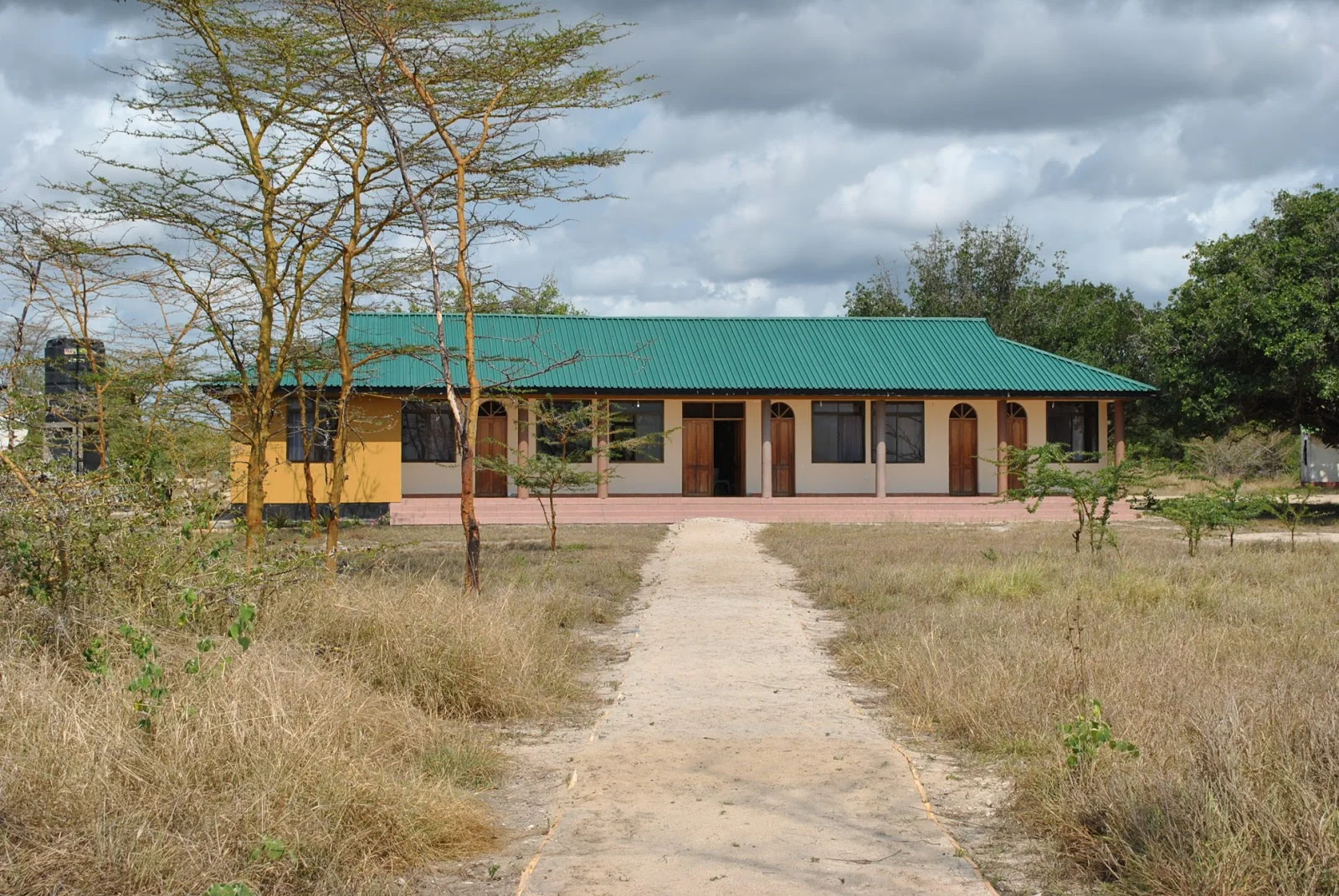 Maisons de repos de la TANAPA au siège du parc national de Gombe Stream