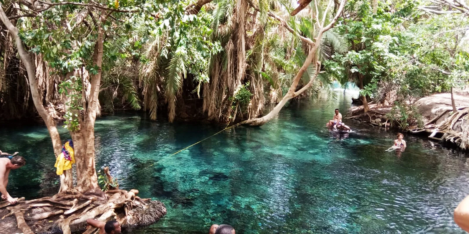 Tour de Medio Día a las Aguas Termales de Chemka